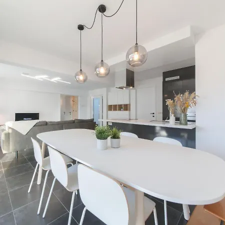 Miramar With Terrace By Interhome Daire *