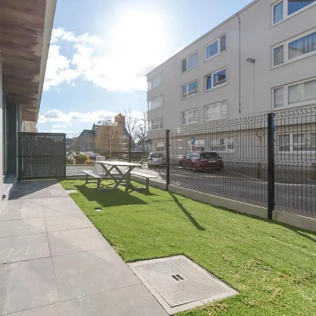 Miramar With Terrace By Interhome Daire Oostende