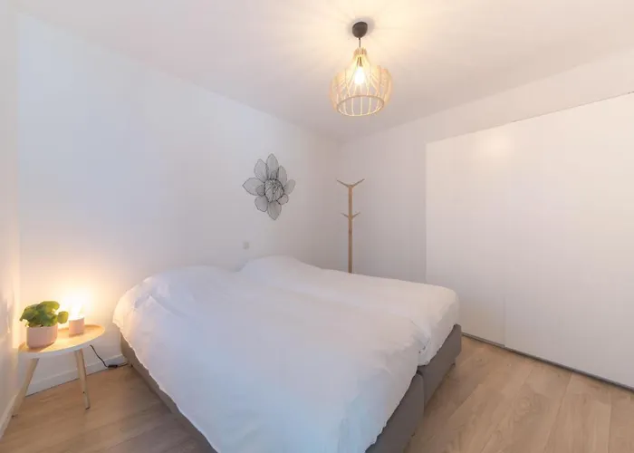 Apartment Miramar With Terrace By Interhome *